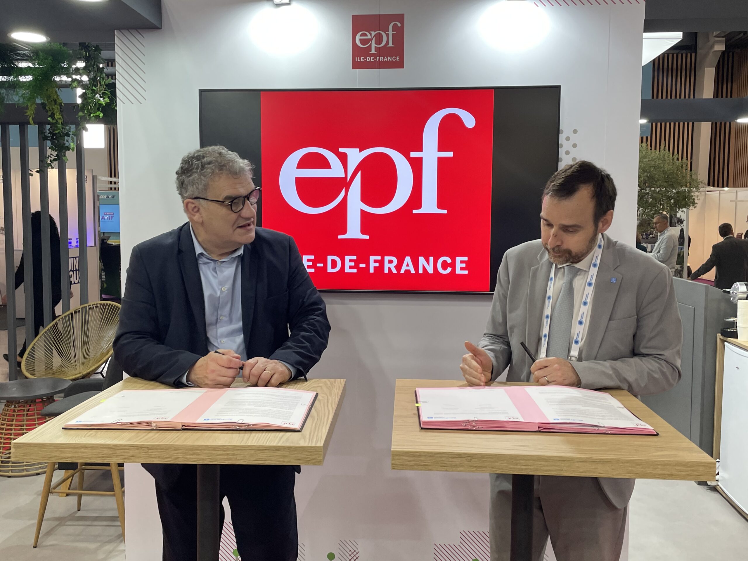Île-de-France Mobilités et l’EPF Île-de-France renforcent leur coopération 